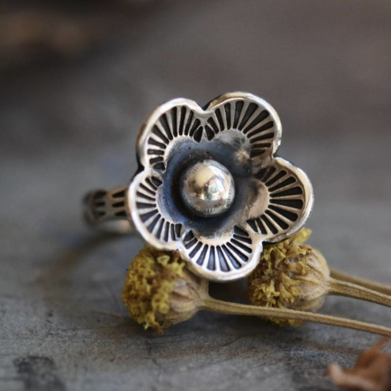 Bague Fleur Rétro Minimaliste