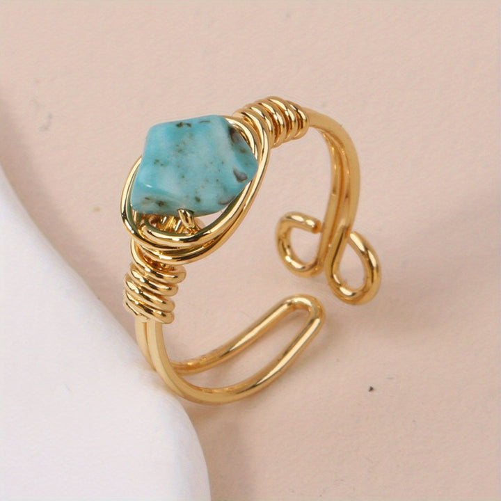 Bague en Pierre Précieuse Enveloppée de Fil Doré Irregulier