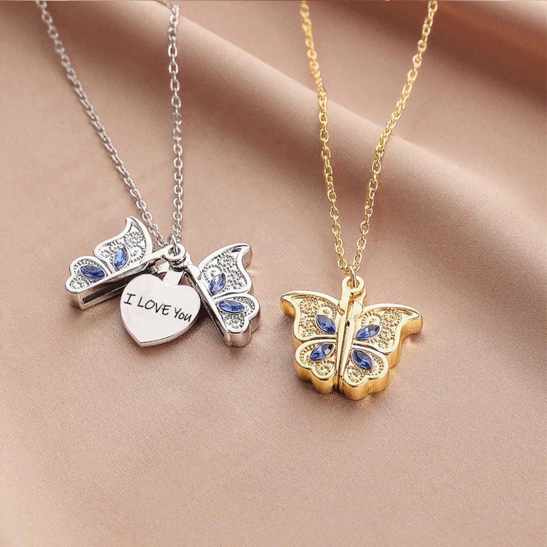 Collier Pendentif Papillon avec Message Secret