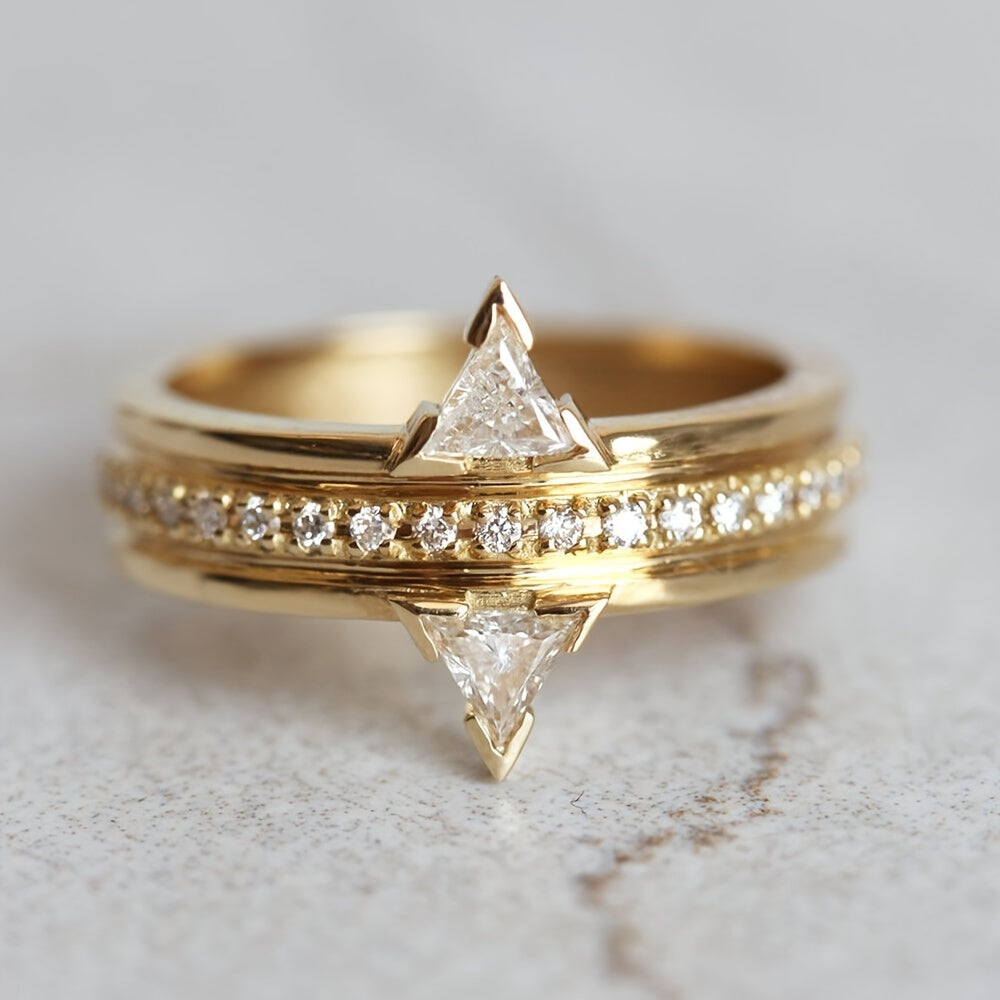 Bague Mosaïque en Zirconium Triangulaire de Luxe