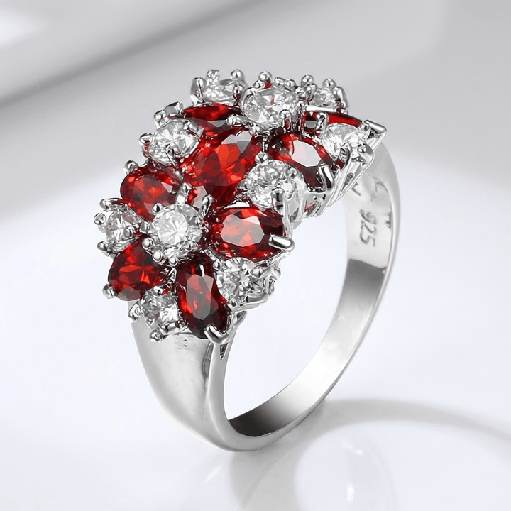 Bague Fleur Grenat Crimsom
