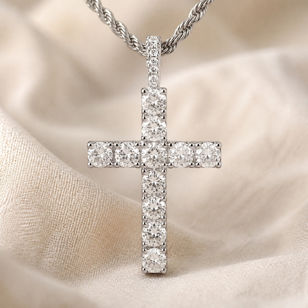 Collier en Moissanite Doré Croisé