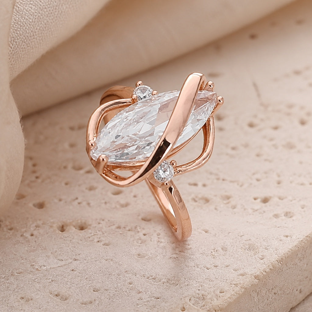 Bague Marquise en Cristal Torsadé