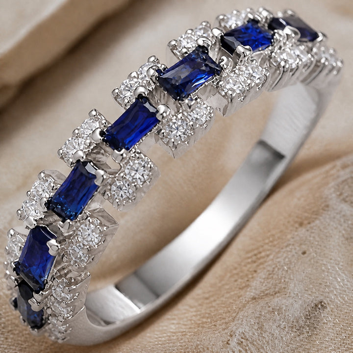 Bague Éternité en Cristaux de Saphir de Minuit
