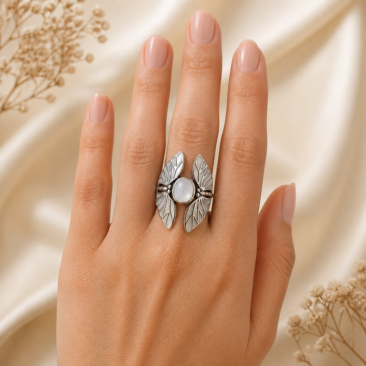 Bague Affirmation Papillon en Pierre de Lune