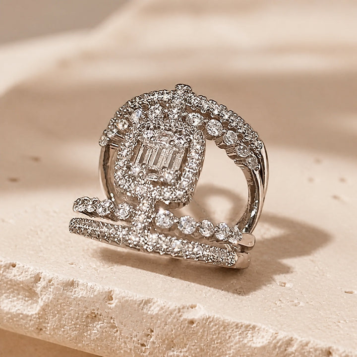 Bague intemporelle en argent et zirconium