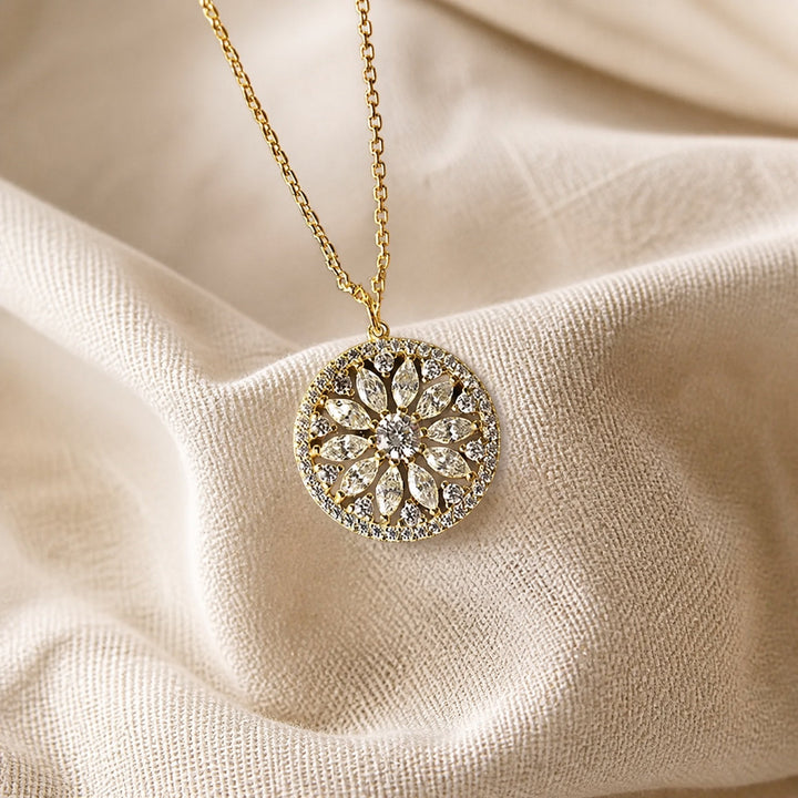 Collier Luxueux en Zirconia Tournesol