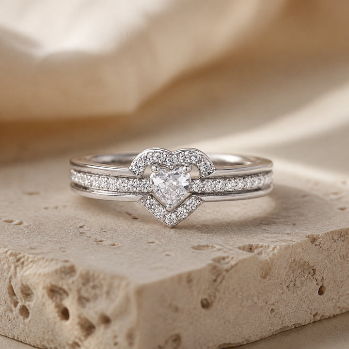 Bague Opulente en Zirconia en Forme de Cœur