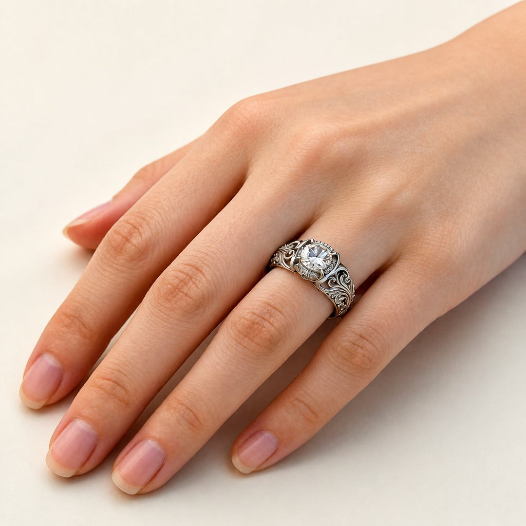 Bague Exquise en Zirconia Gravé