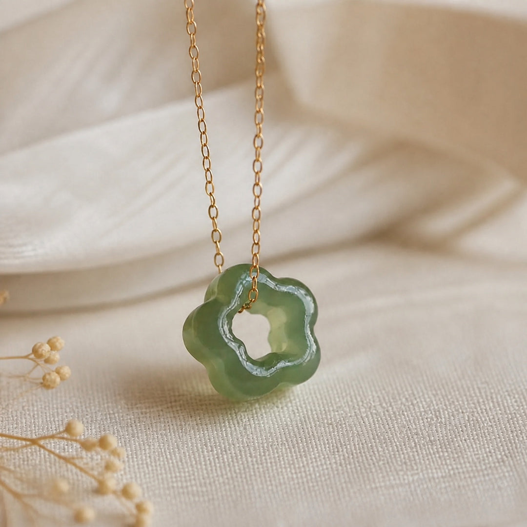 Collier Chaîne Clavicule Fleurs de Prunier