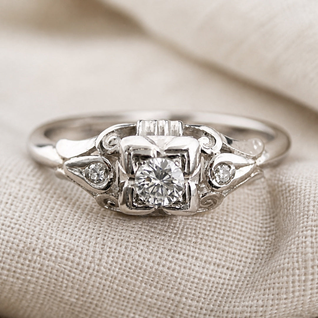 Bague Élégante en Cristal Argenté