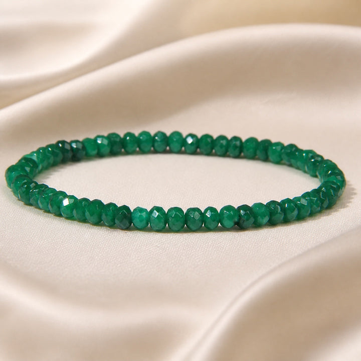 Bracelet en jade facetté