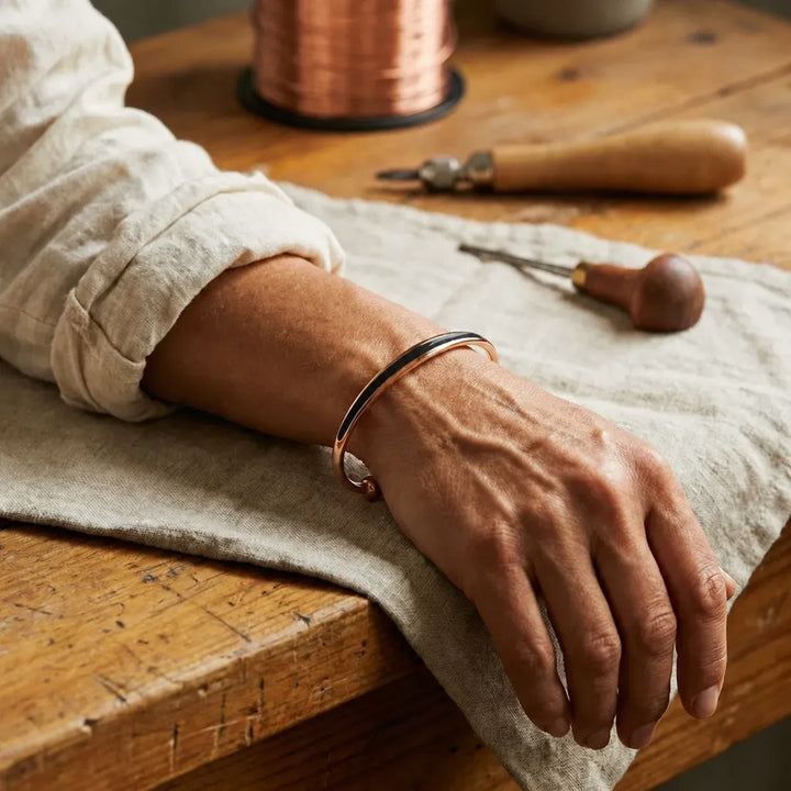 Bracelet en cuivre avec jade verdoyant