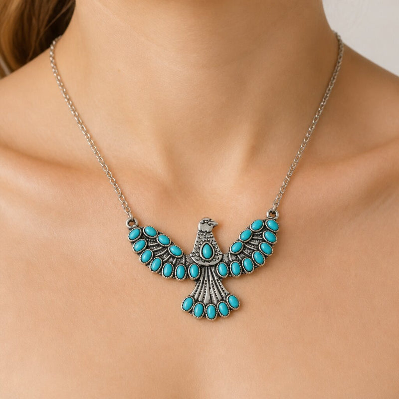 Collier Pendentif Aigle en Turquoise