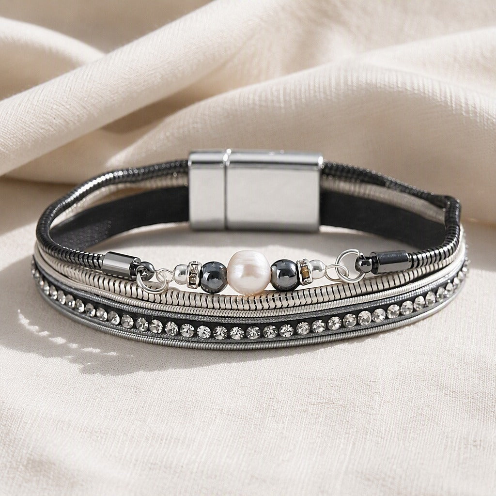 Bracelet intemporel en perles superposées
