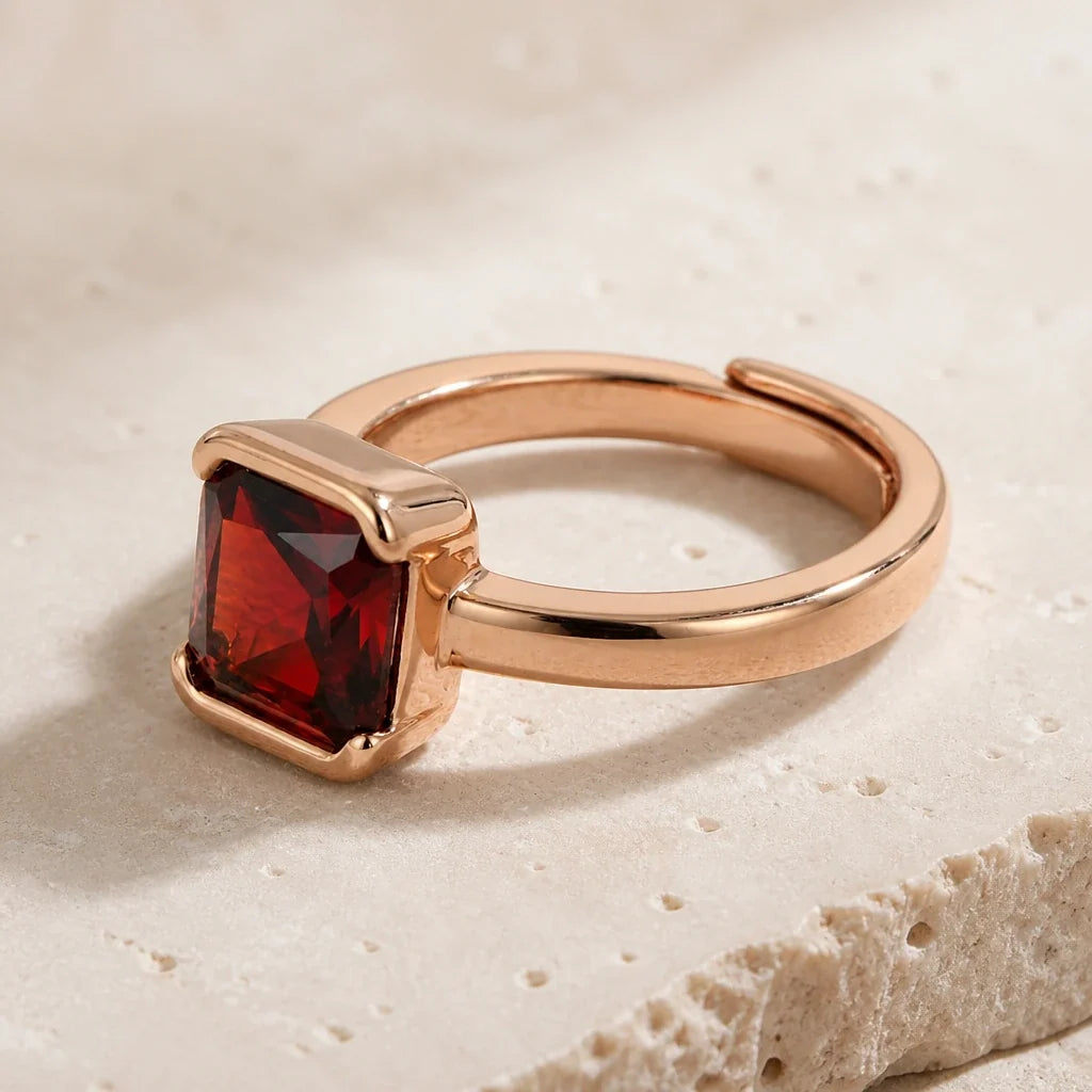 Bague en Zircon Rouge Royal