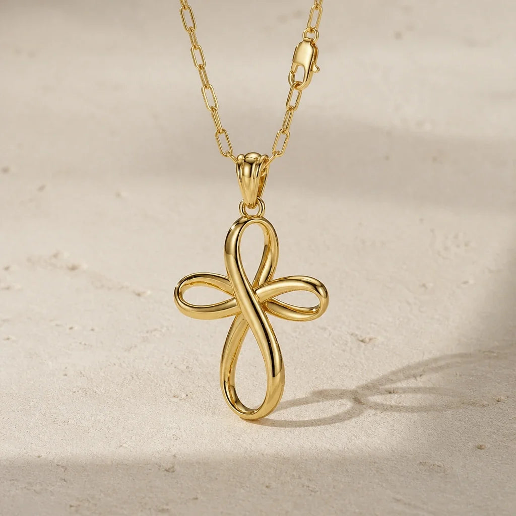 Collier en Croix Torsadée