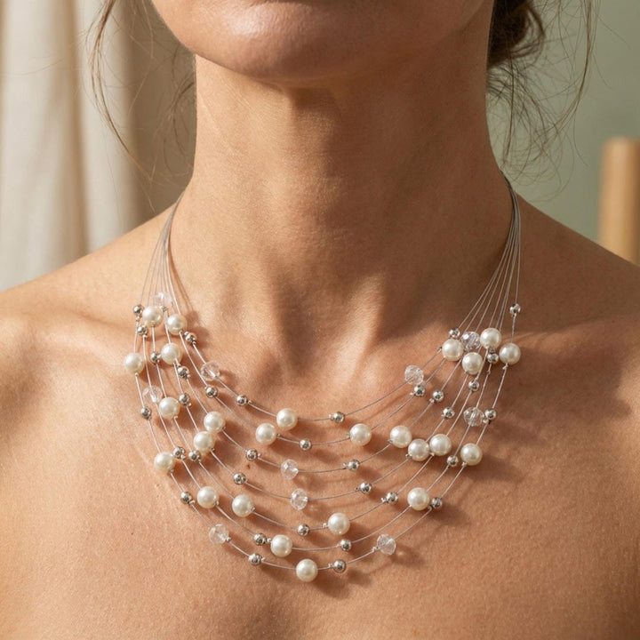 Collier Bavoir Multi-Rangs avec Cascade de Perles