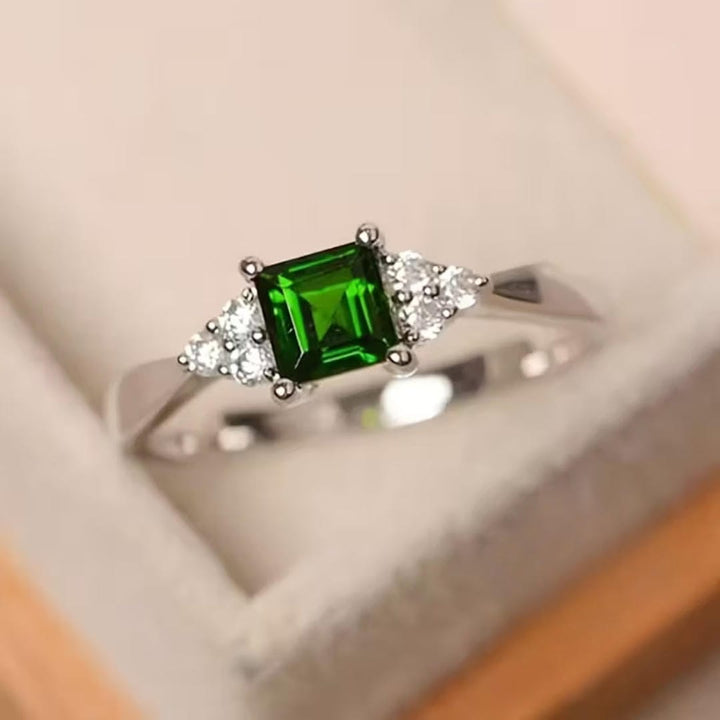 Bague Solitaire Émeraude Verte