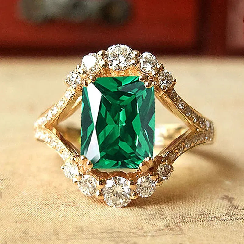 Bague Éclatante Déclaration Lumineuse