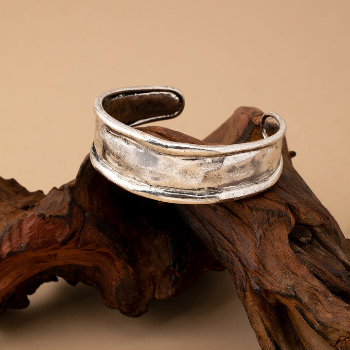 Bracelet Minimaliste Ouvert et Polyvalent
