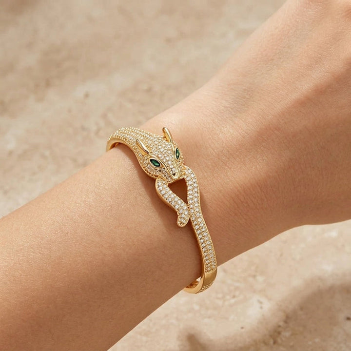 Bracelet au Design Animalier Majestueux