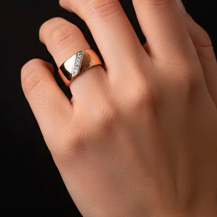 Bague Lisse Multi-Zircon Intemporelle