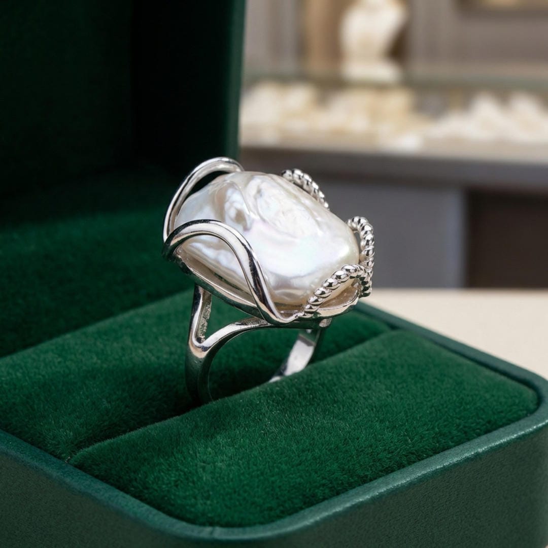 Bague Halo en Perle Baroque de Lune