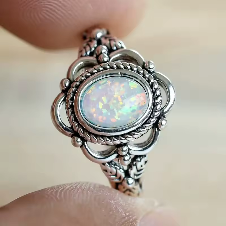Bague Florale Vintage en Argent et Opale