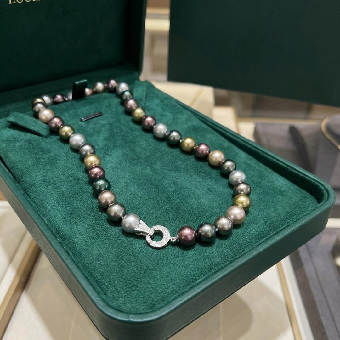Collier Perles de Minuit
