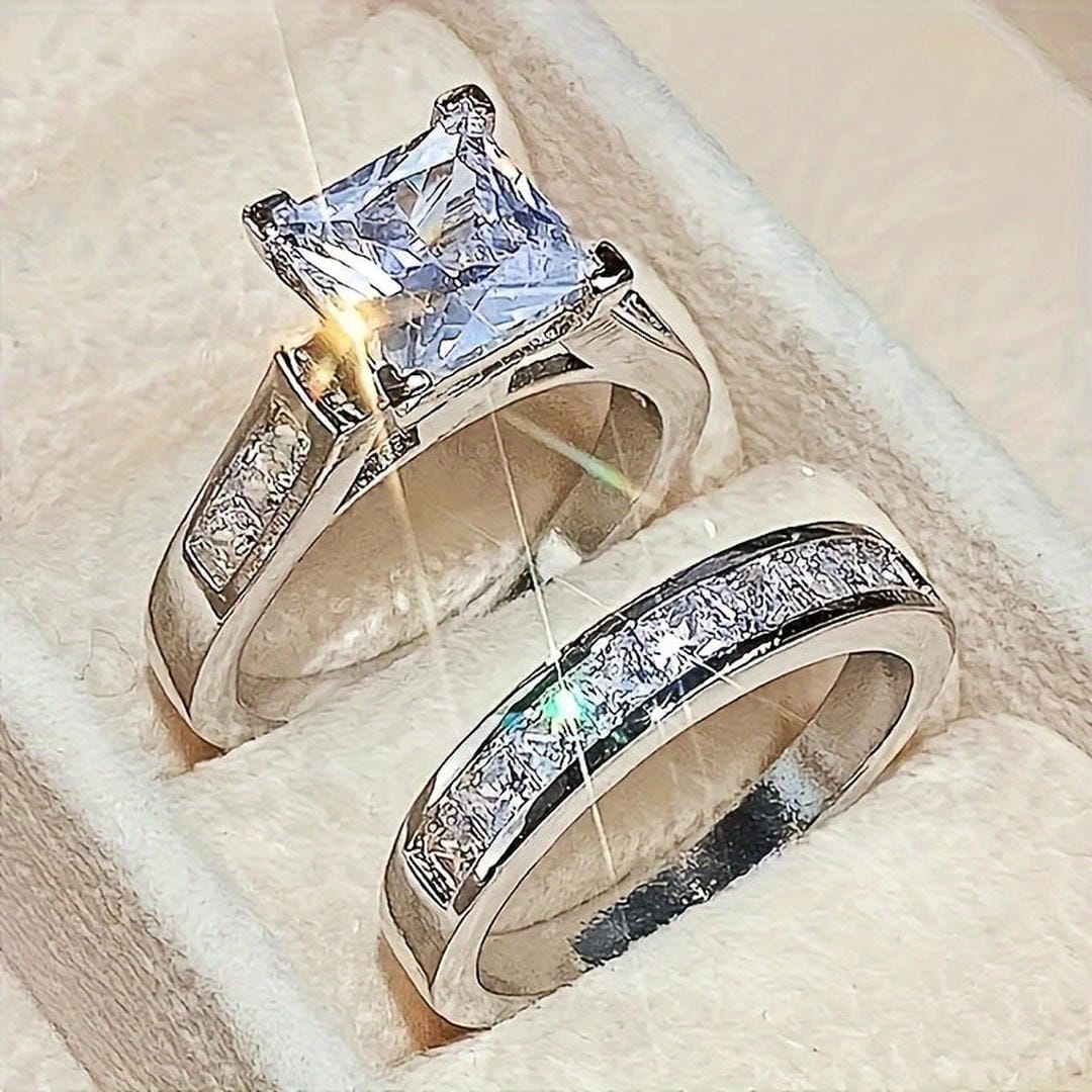 Exquisite Zirconium Promise Ring Set