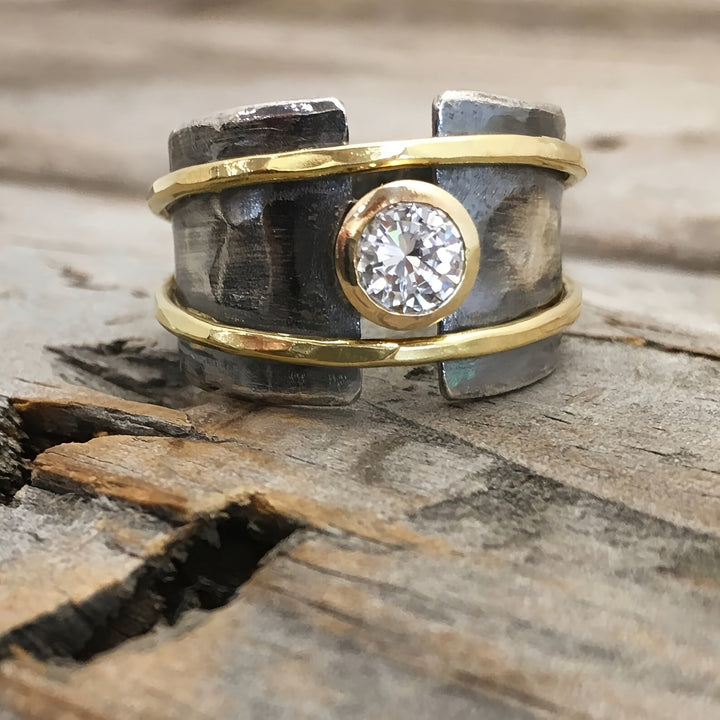 Bague Artisanale en Zirconium Style Western