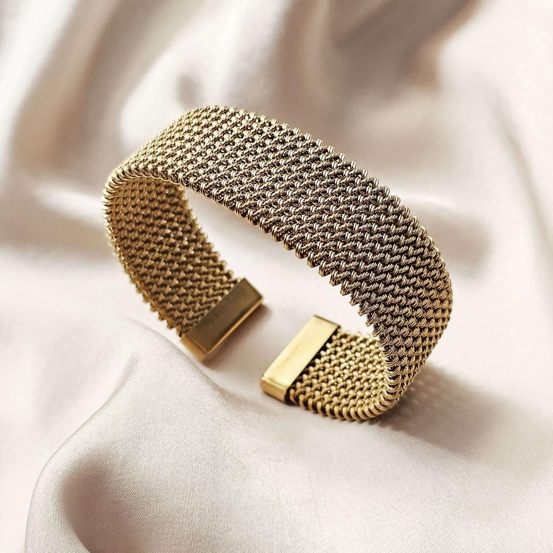 Classic Vintage Woven Open Bracelet