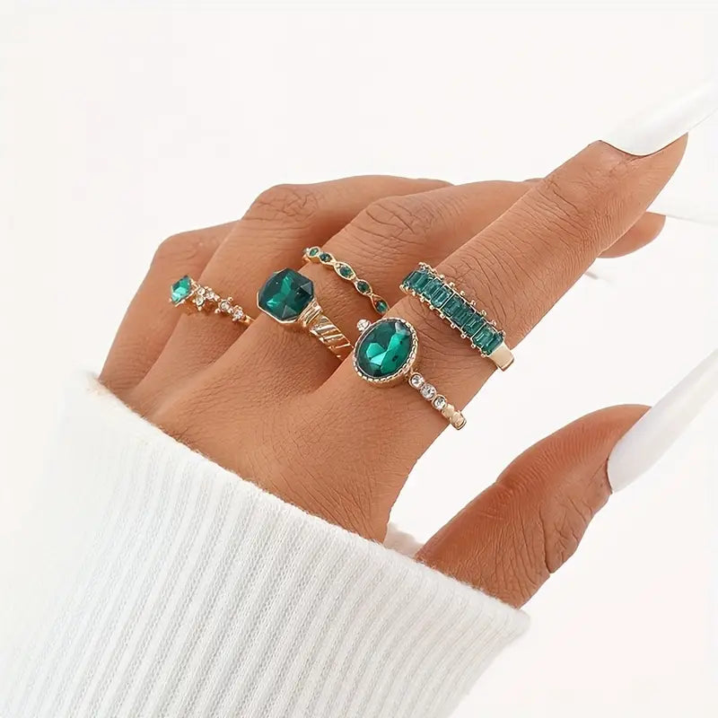 Exquisite Emerald Zarina Ring Set | Gold