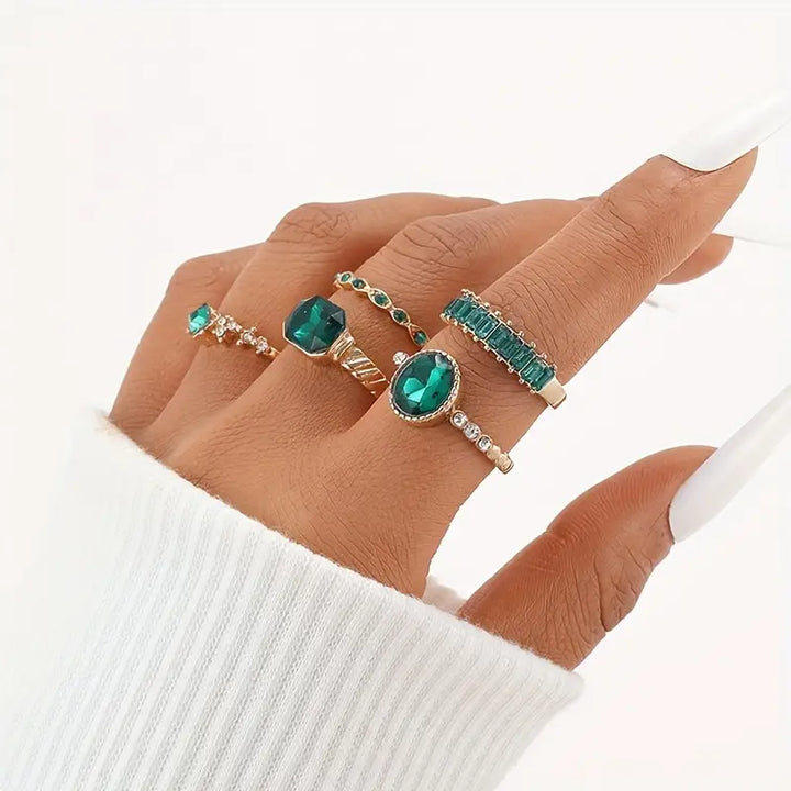 Exquisite Emerald Zarina Ring Set | Gold