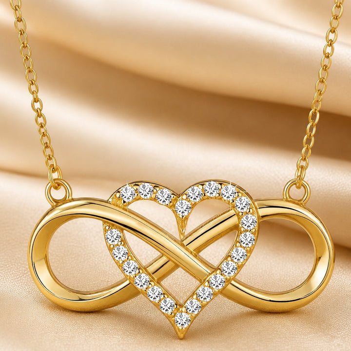 Collier Pendentif Cœur Infini en Or Blanc