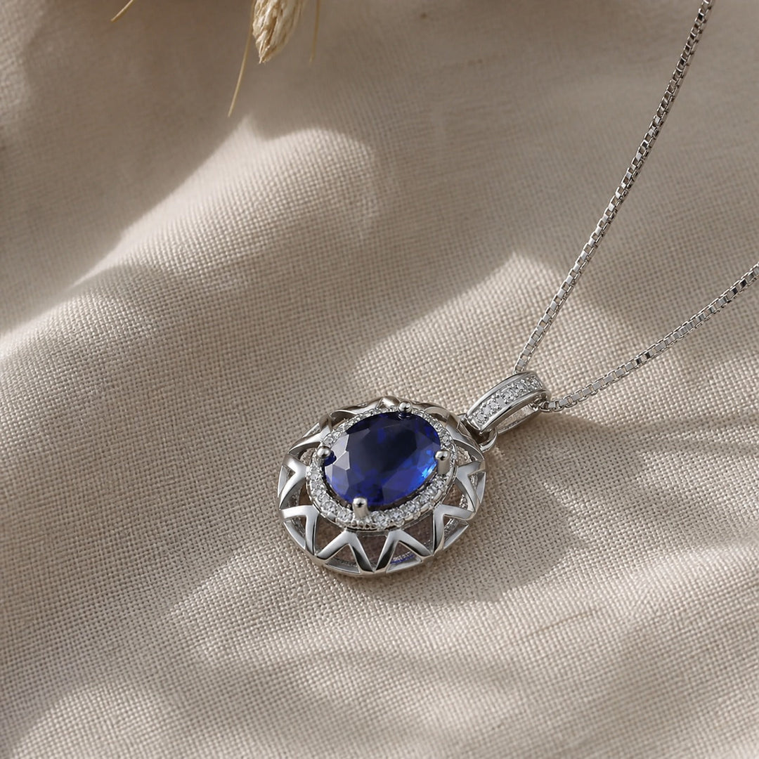 Collier Pendentif en Saphir Ovale