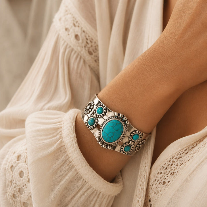 Bracelet Ovale Ouvert en Turquoise