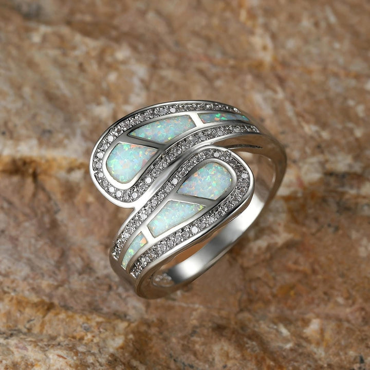 Bague en zirconium avec pierre opale incrustée