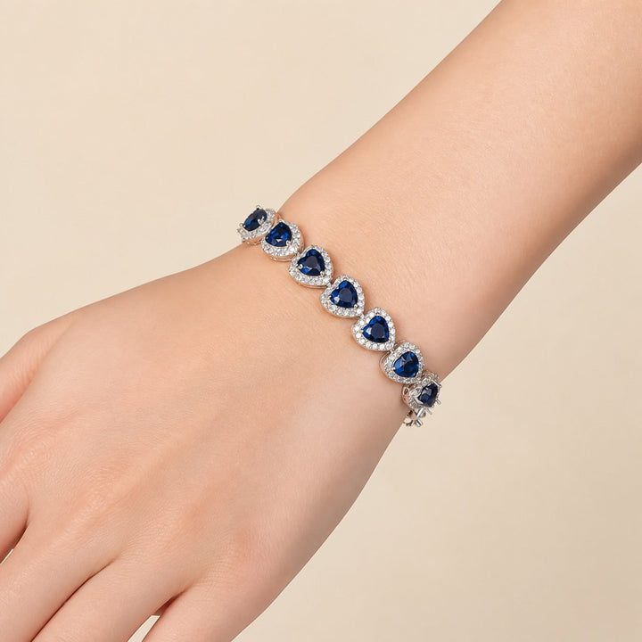 Bracelet en argent avec cœur en saphir