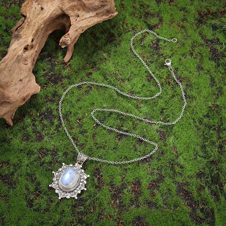 Collier Pendentif en Pierre de Lune Tournesol Bohème