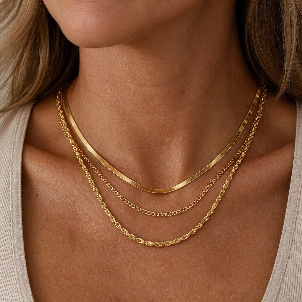 Collier Souverain en Or Superposé