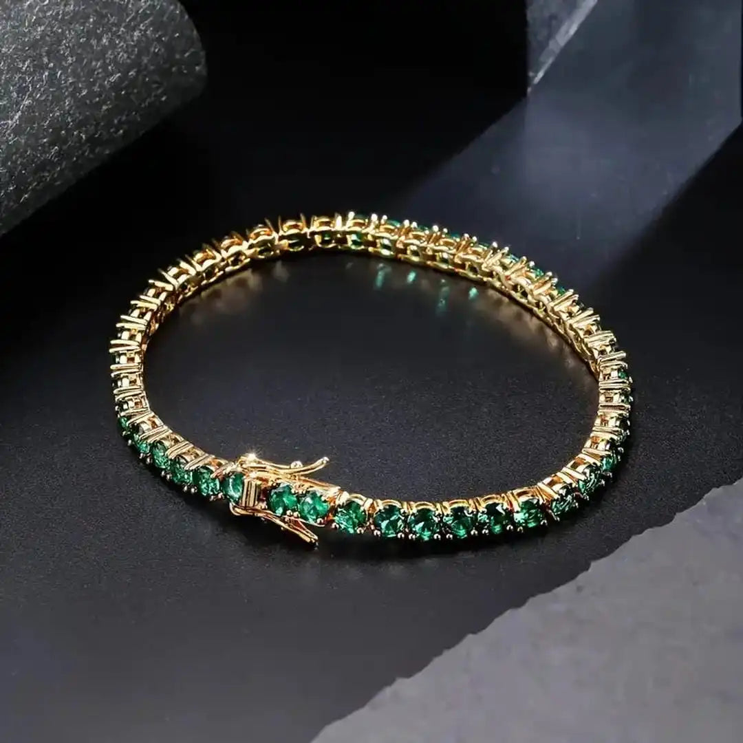 Bracelet de Tennis Classique en Or avec Émeraudes