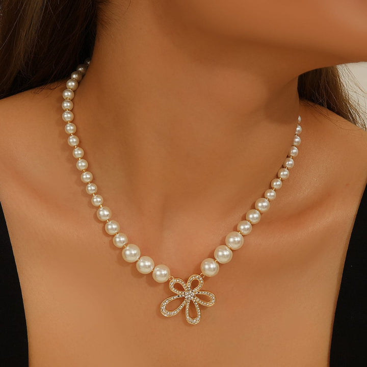 Collier en Perles Charm Floral