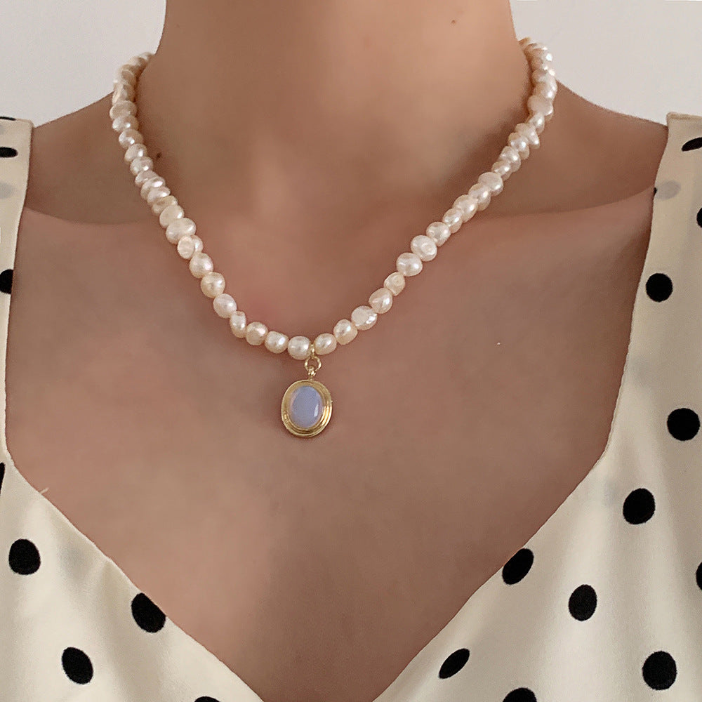 Collier Pendentif en Pierre de Lune avec Perle