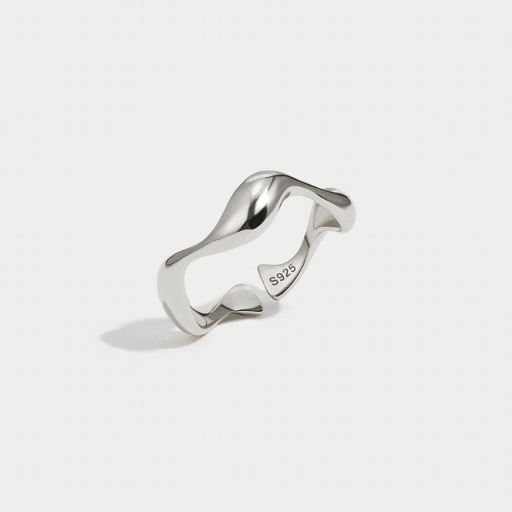Bague Minimaliste Ajustable Vagues