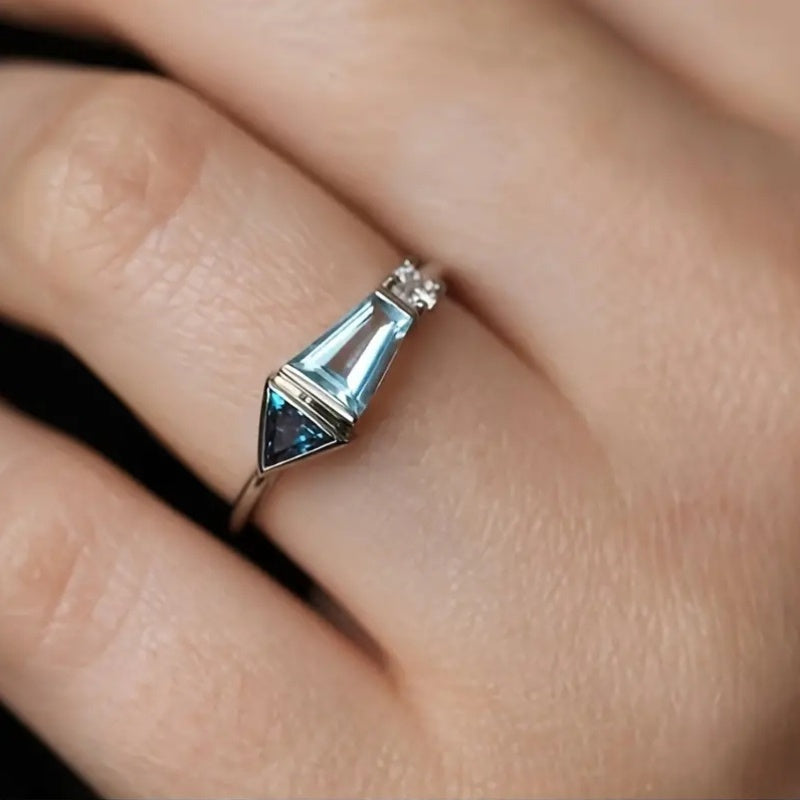 Bague en cristal taille princesse