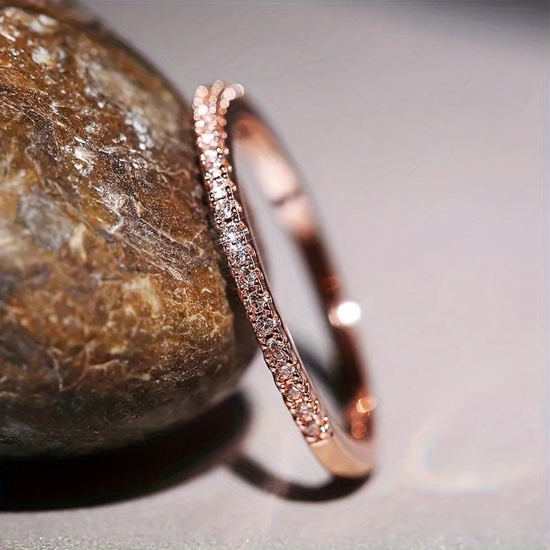 Bague Minimaliste Elyse en Zirconium
