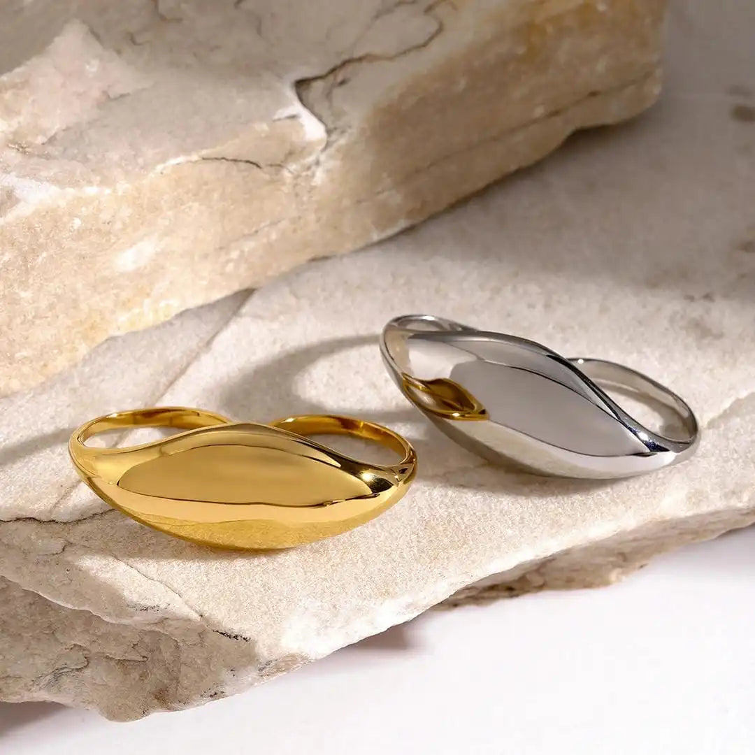 Timeless Double Gold Ring