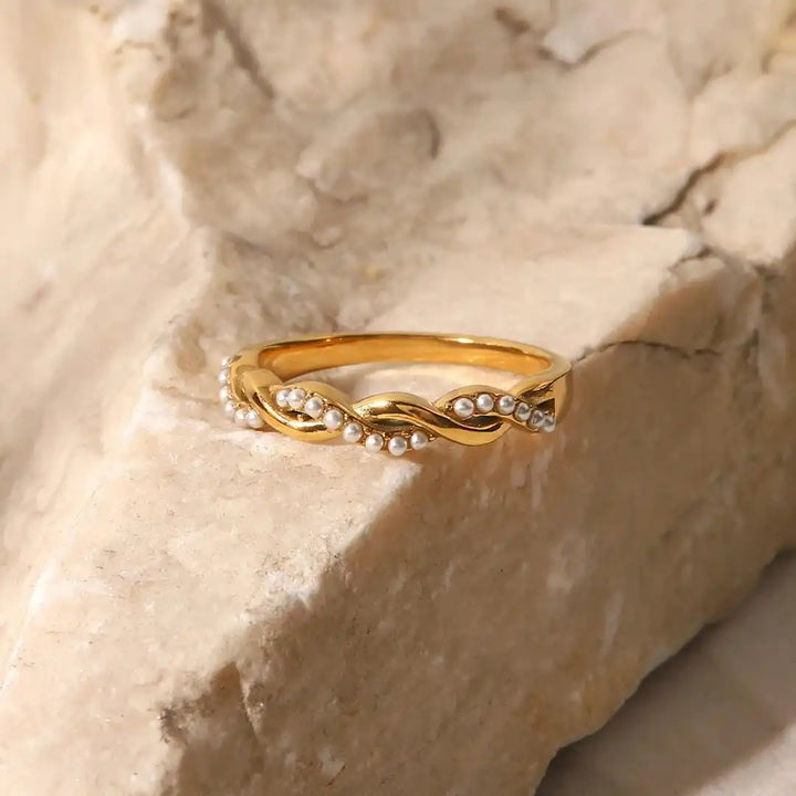 Bague Empilable en Perles Dorées Tressées
